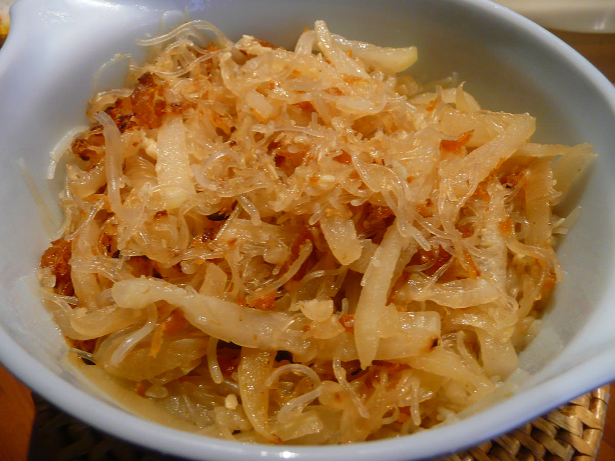 Wintermelon with dried shrimp and vermicelli
