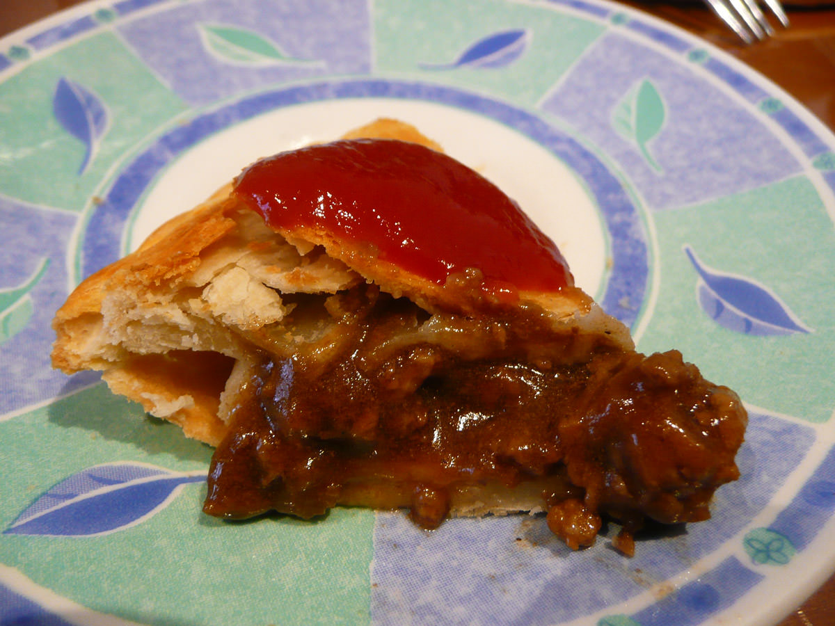 Country pie with tomato sauce