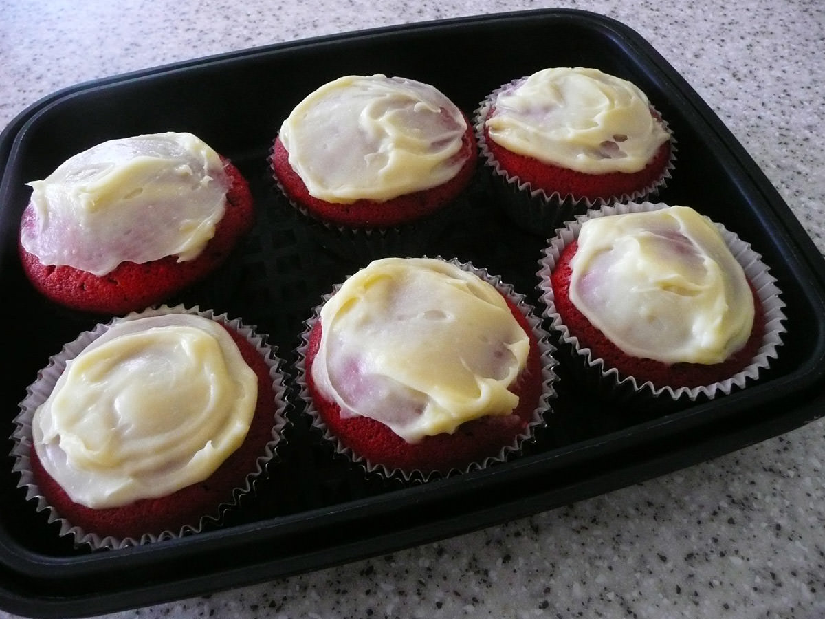 Red velvet cupcakes with cream cheese icing