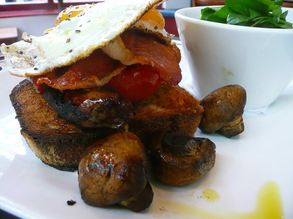 Egg, bacon, kangaroo sausage, tomato and mushrooms on chunky toast - Big Ish