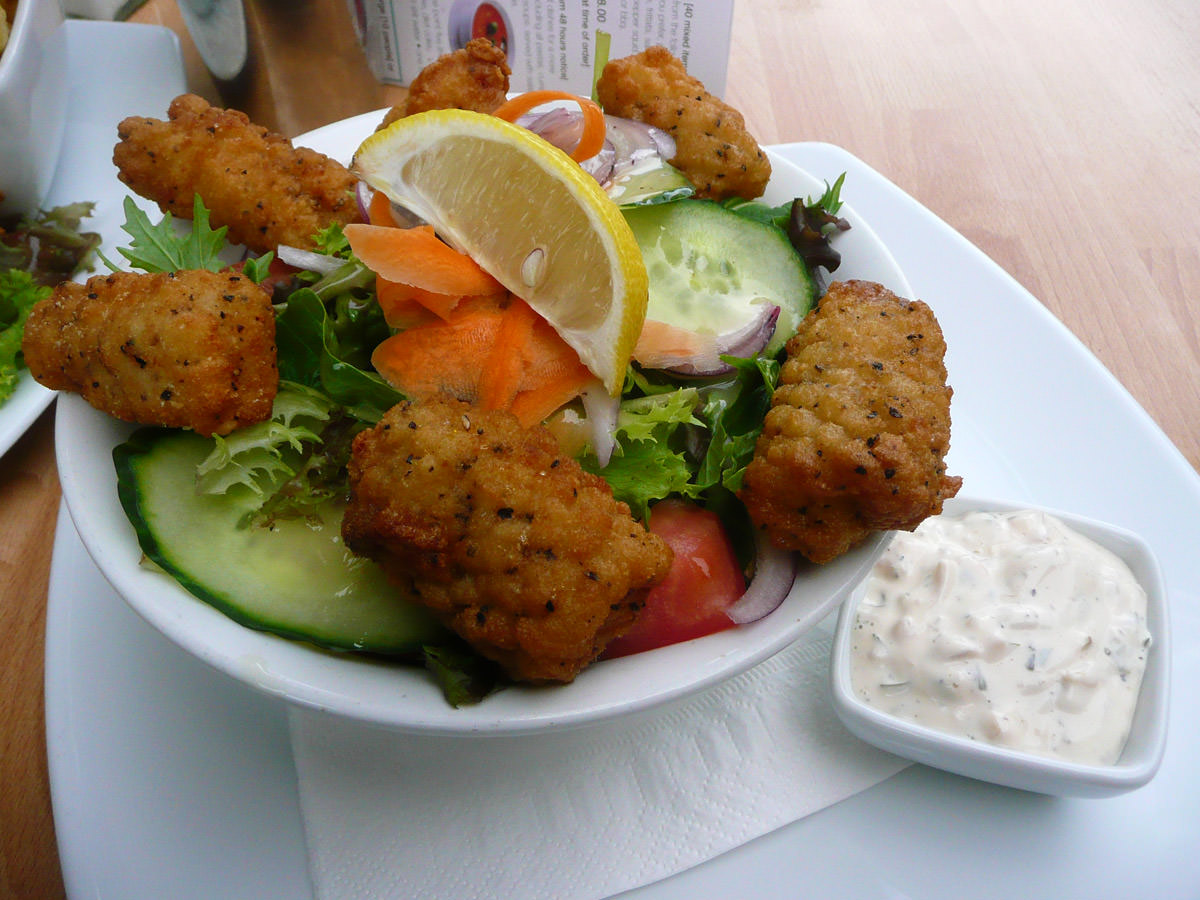 Salt and pepper squid with salad