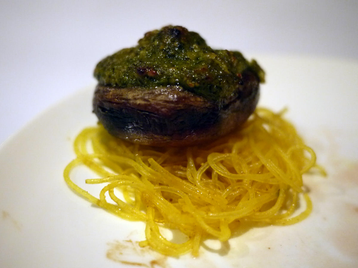 Grilled field mushroom with herb and cashew pesto