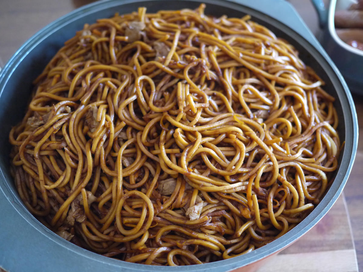 Mum's stir-fried noodles