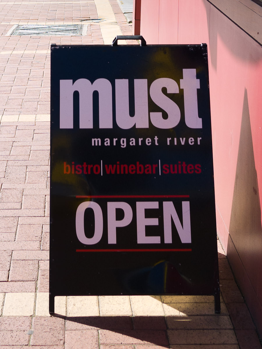 Must, Margaret River - sign