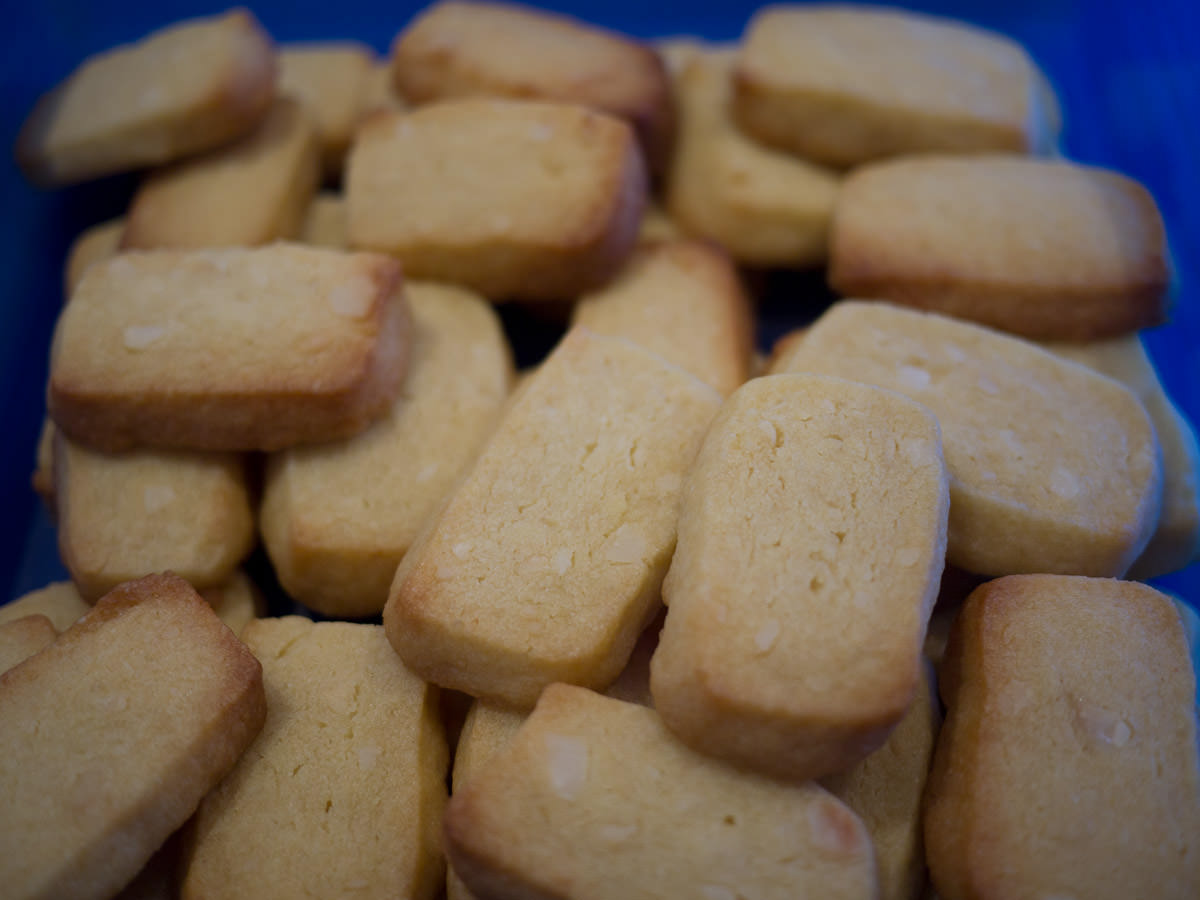Burnt butter marmalade macadamia biscuits