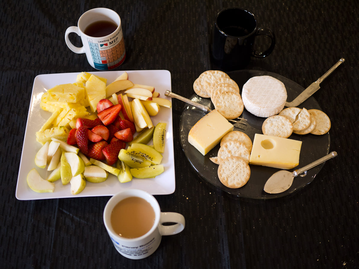 Cheese, crackers, fruit and tea