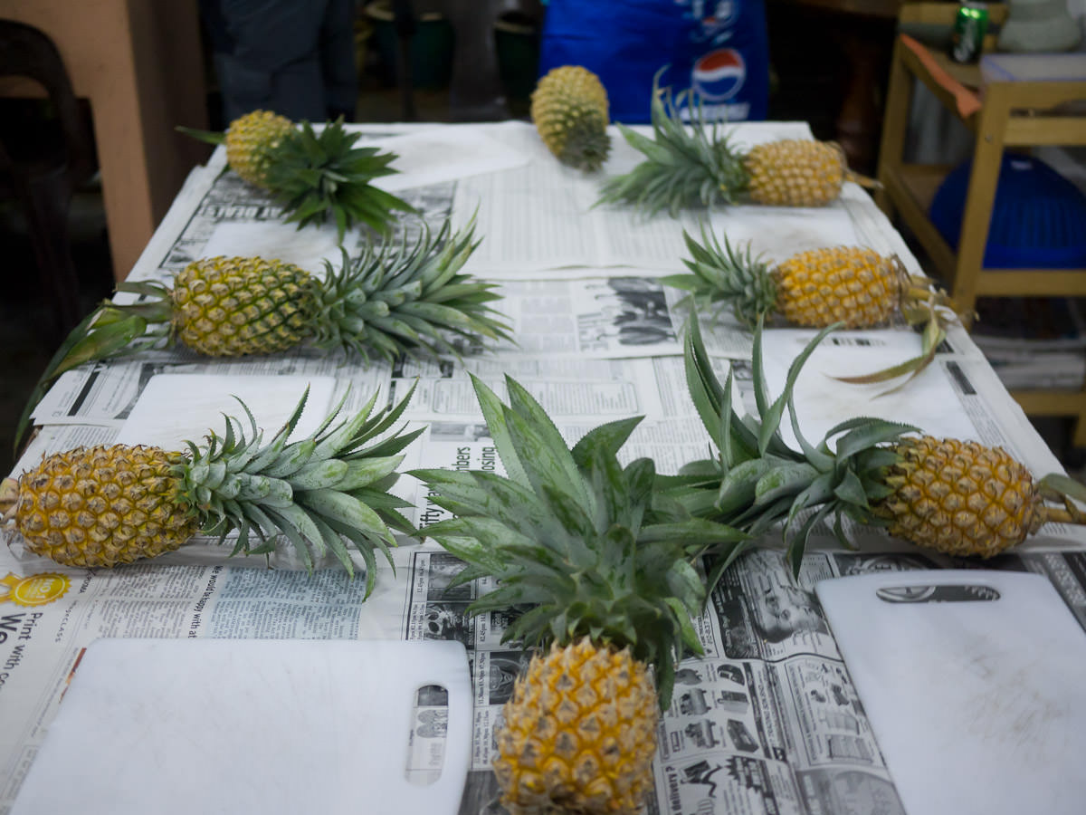 Pineapples ready for pineapple cutting lesson