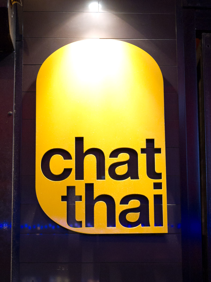 Chat Thai sign