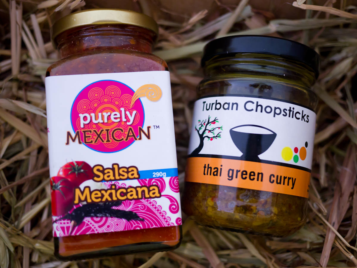 Purely Mexican - Salsa Mexicana 290g and Turban Chopsticks - Thai Green Curry 260g 