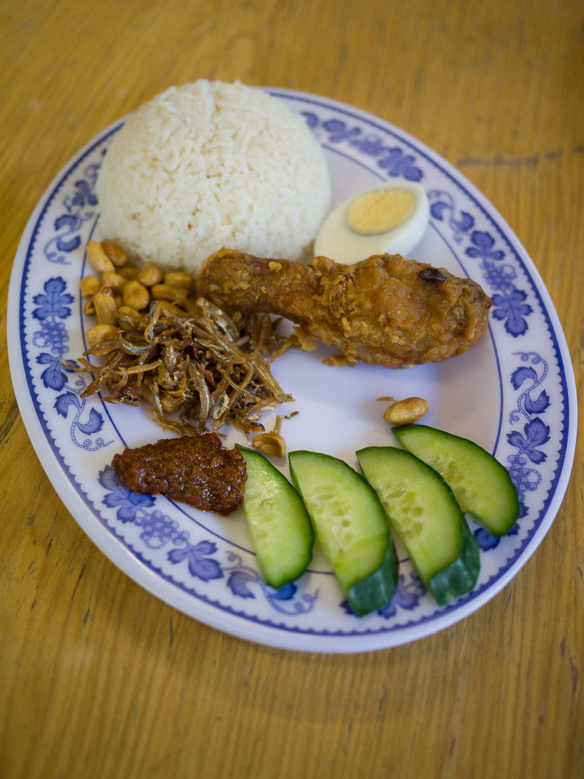 Nasi lemak with ayam goreng (fried chicken)