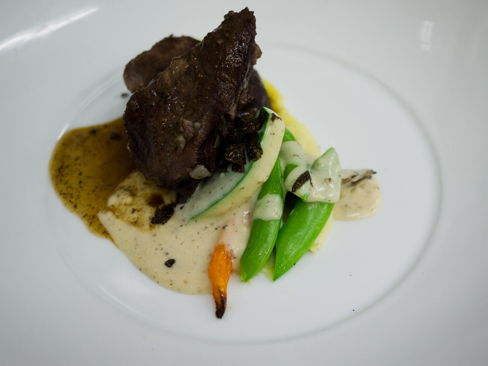 Veal cheeks with blanquette of vegetables