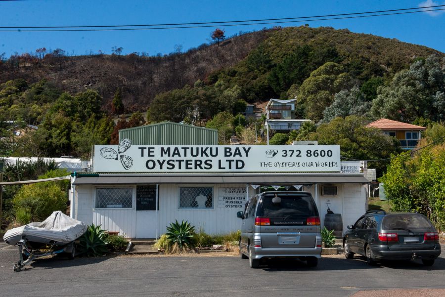 Te Matuku Bay Oyster Shop