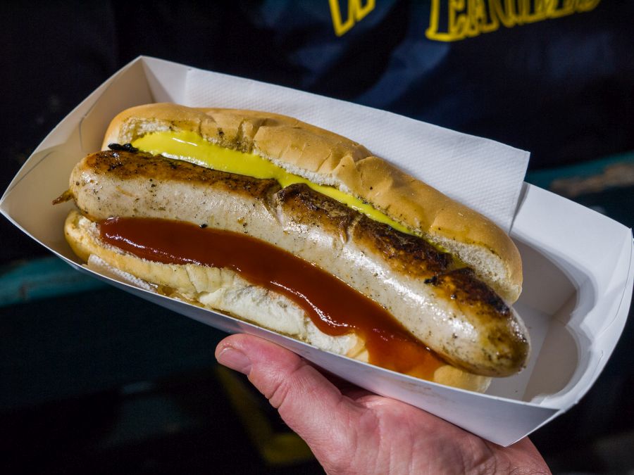 Hotdog with bratwurst