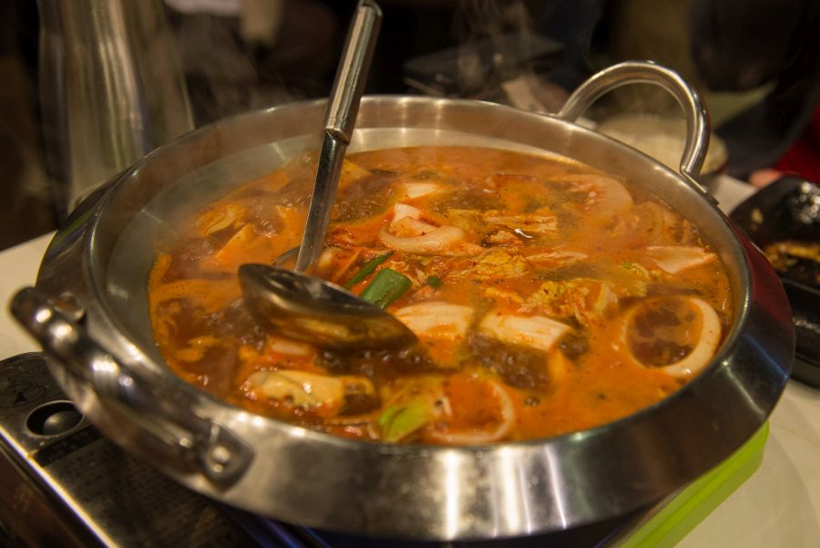 Seafood soybean paste stew - bubbling (part of the Palsaik set)