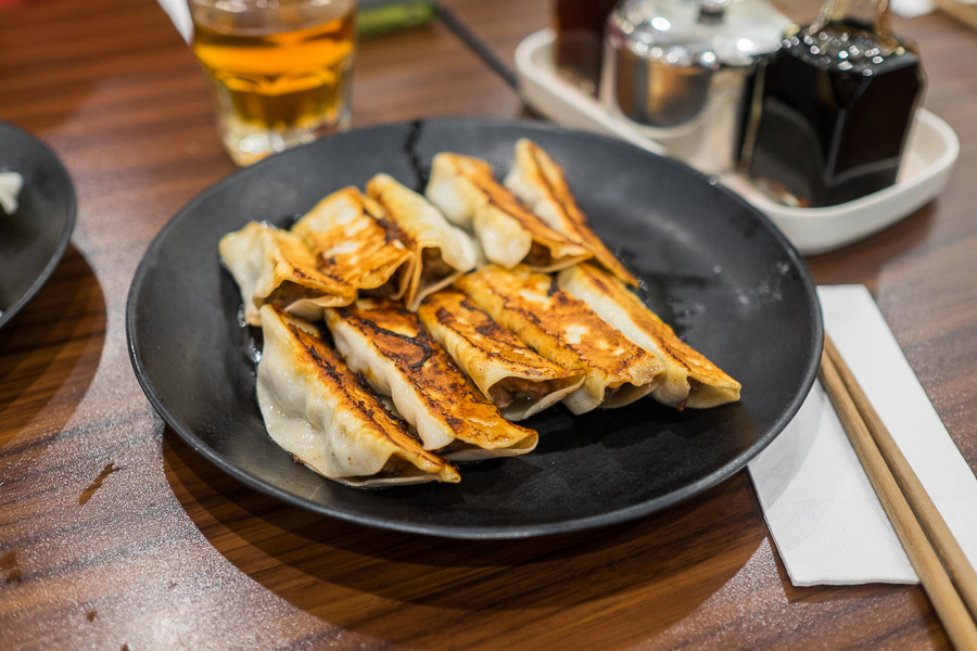 Beef fried dumplings (AU$12.80 for 10 pieces) - beef mince, onions and chopped dried shrimps. Special ShanDong mama recipe with black pepper sauce.