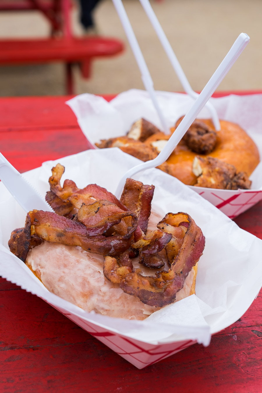 Flying pig - with bacon and maple icing 